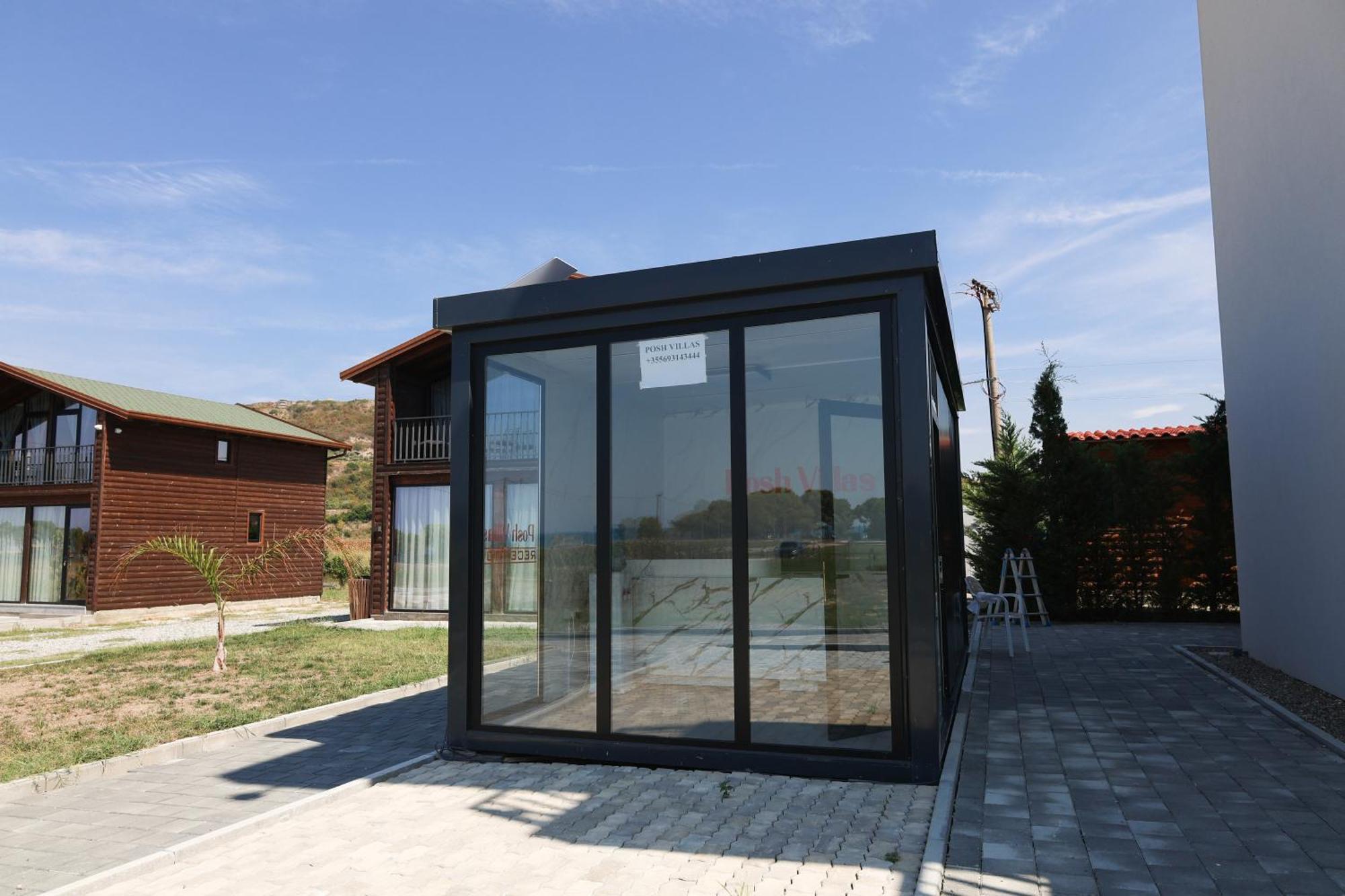 Posh Villas Rrogozhine Exterior photo