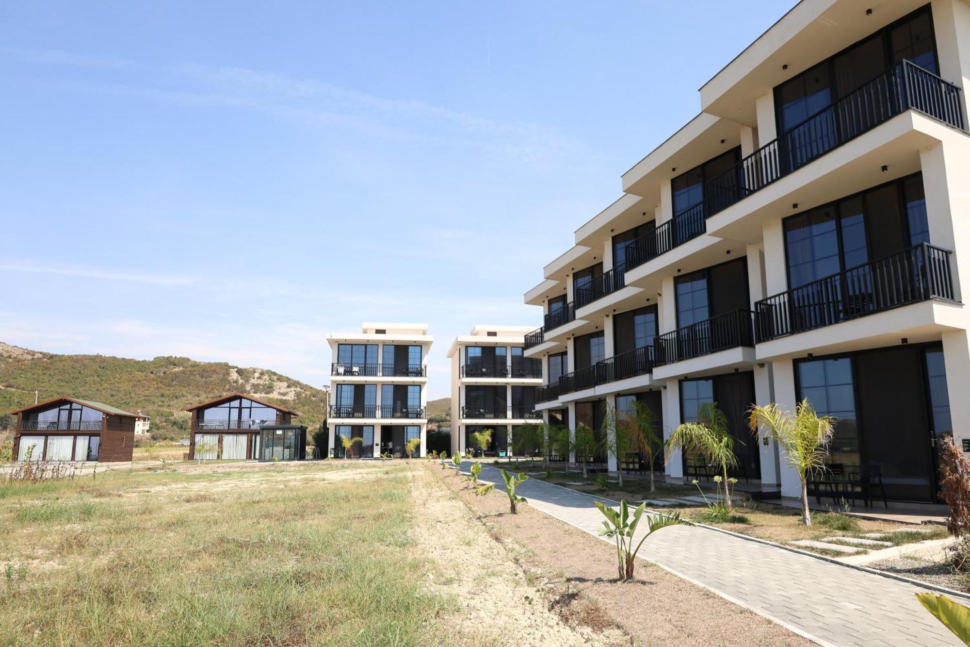 Posh Villas Rrogozhine Exterior photo
