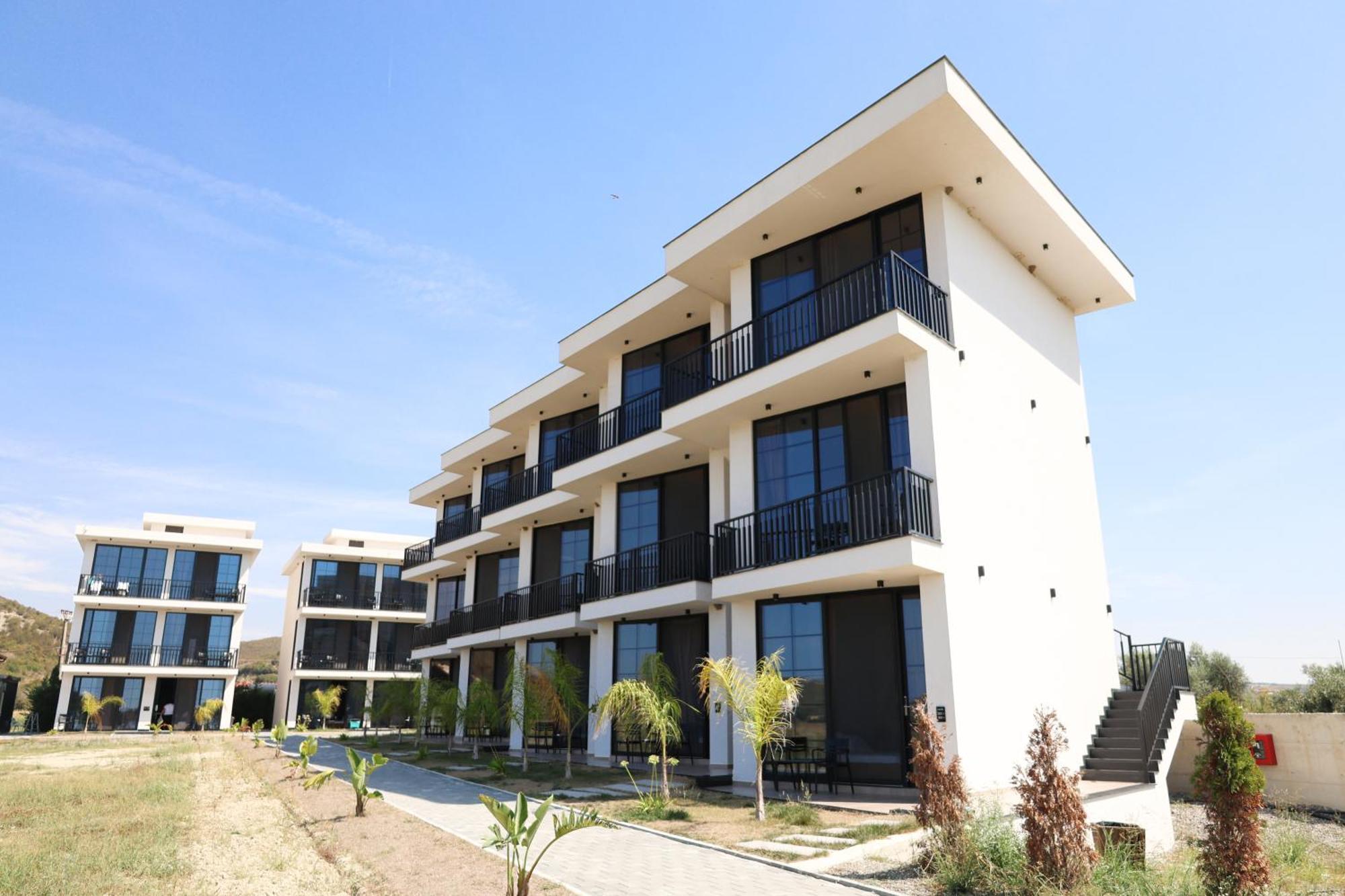 Posh Villas Rrogozhine Exterior photo